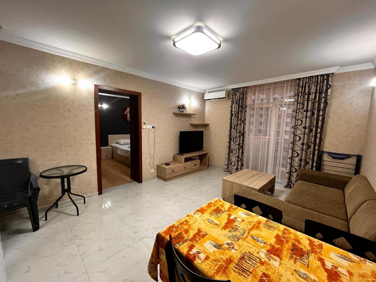 Apart Hotel Orbi Batumi Exterior photo