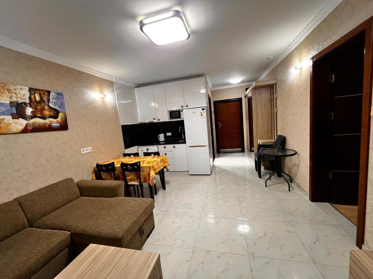 Apart Hotel Orbi Batumi Exterior photo